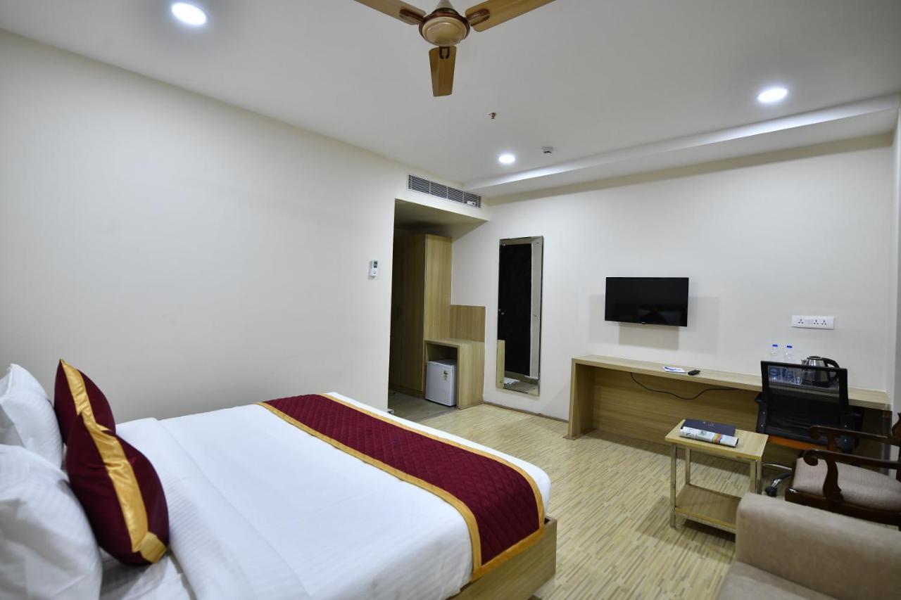 Hotel Urban Delight Managed By Cannychoice Vijayawada Exterior photo