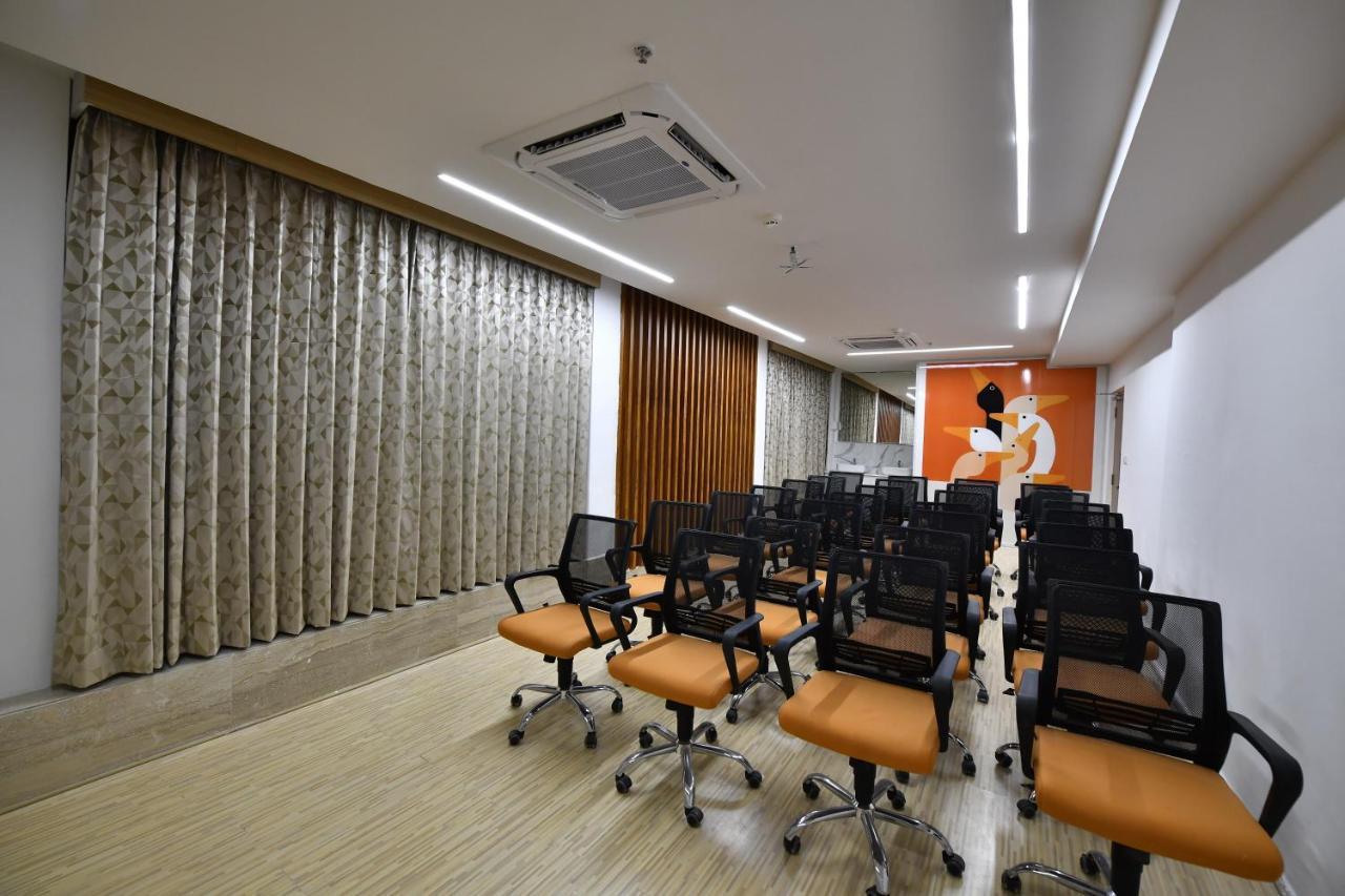 Hotel Urban Delight Managed By Cannychoice Vijayawada Exterior photo